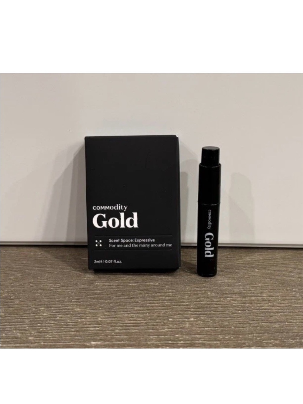 Commodity Gold Expressive Scent Perfume 2ml Sample New in Box UNISEX